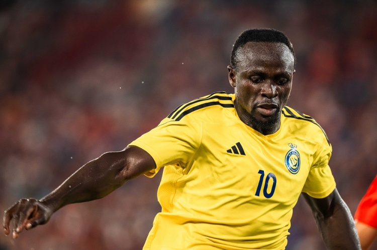 欧冠积分榜-博主：胜利边锋马内小腿肌肉二级撕裂，医生建议休息一周